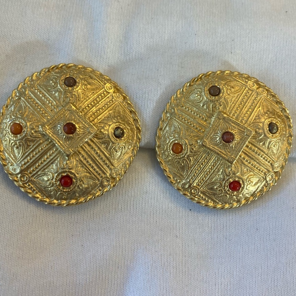 Shield Design Round Etruscan Vintage Clip Earrings w/ Cabochon